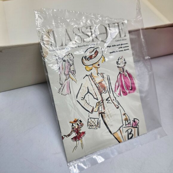 City Style Barbie Doll In Original Box European Haute Couture READ ME - Picture 7 of 11